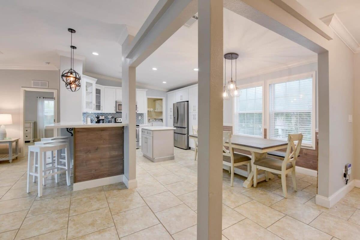 Loggerhead Lagoon - Modern Waterfront Home Pirates Cove 외부 사진