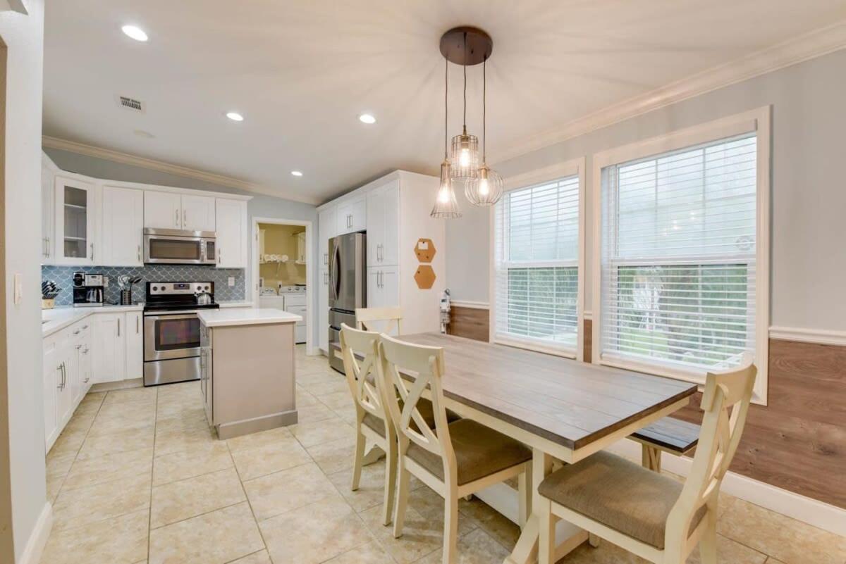 Loggerhead Lagoon - Modern Waterfront Home Pirates Cove 외부 사진