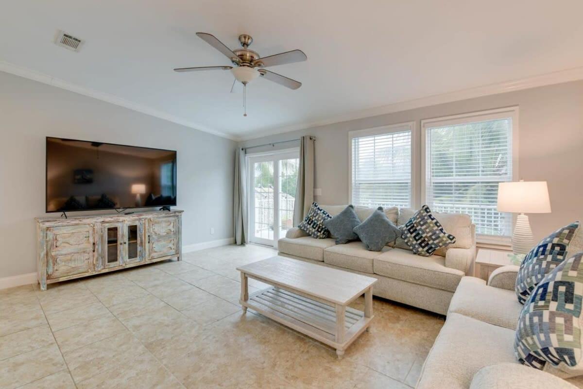 Loggerhead Lagoon - Modern Waterfront Home Pirates Cove 외부 사진