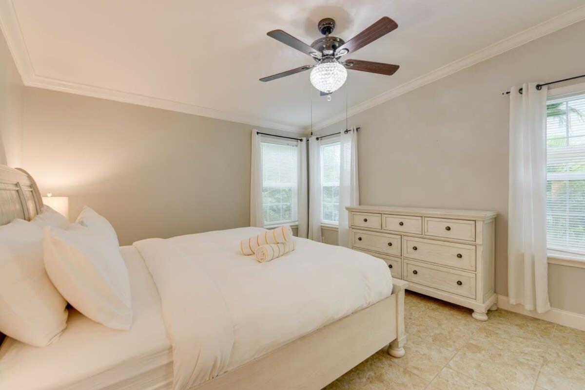 Loggerhead Lagoon - Modern Waterfront Home Pirates Cove 외부 사진